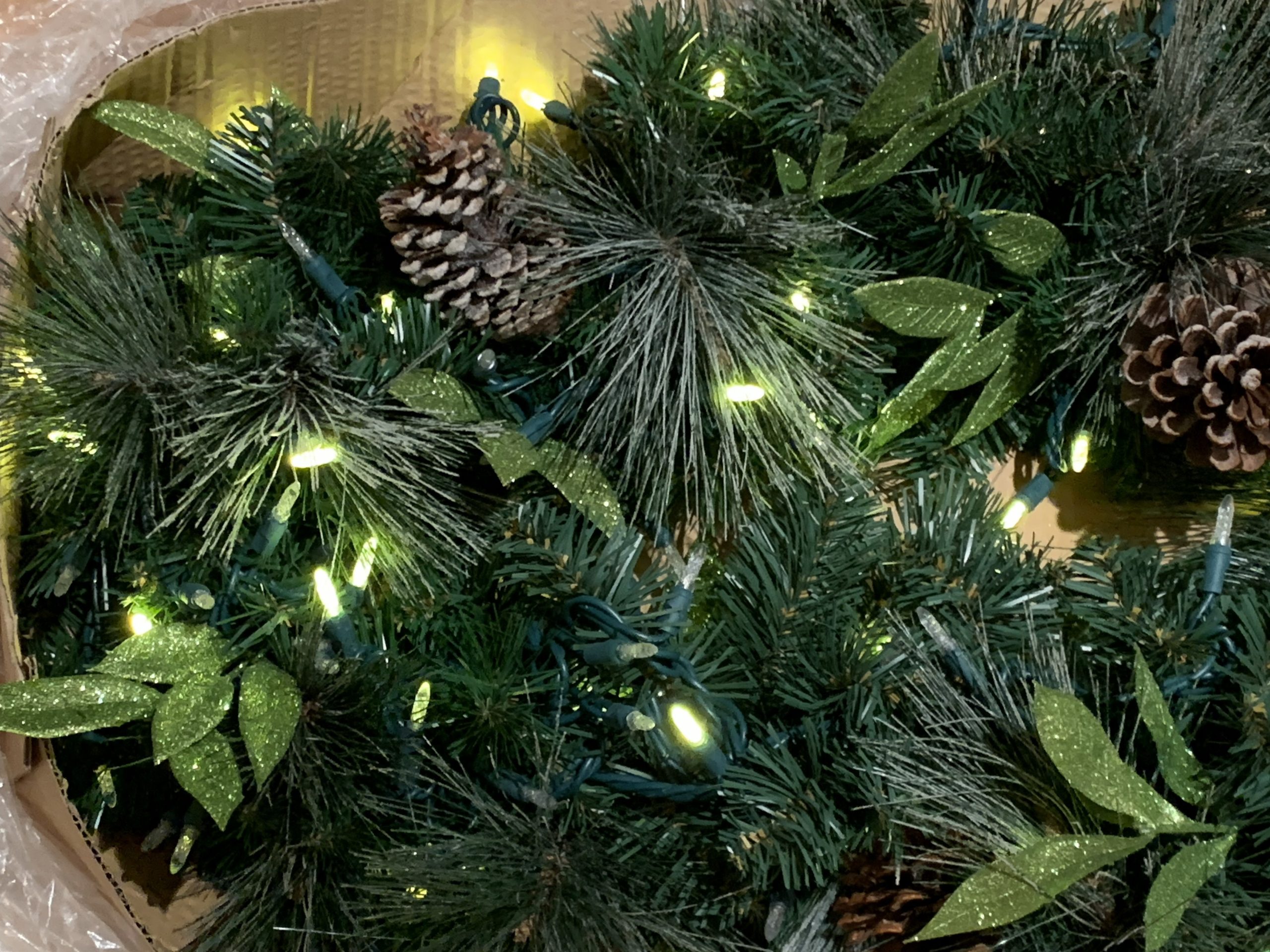 Guirlande de Noël de grande qualité à vendre.