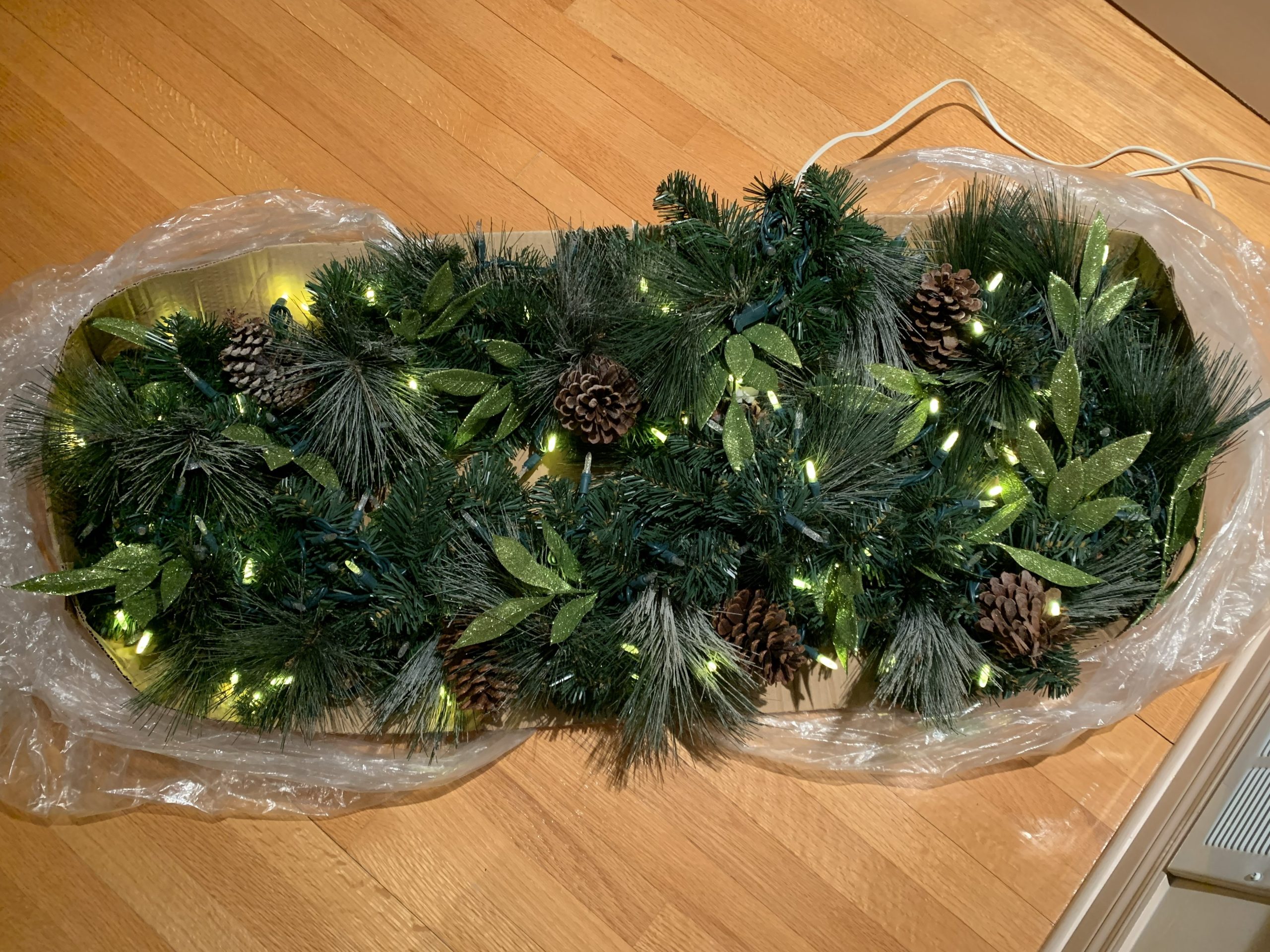 Guirlande de Noël de grande qualité à vendre.