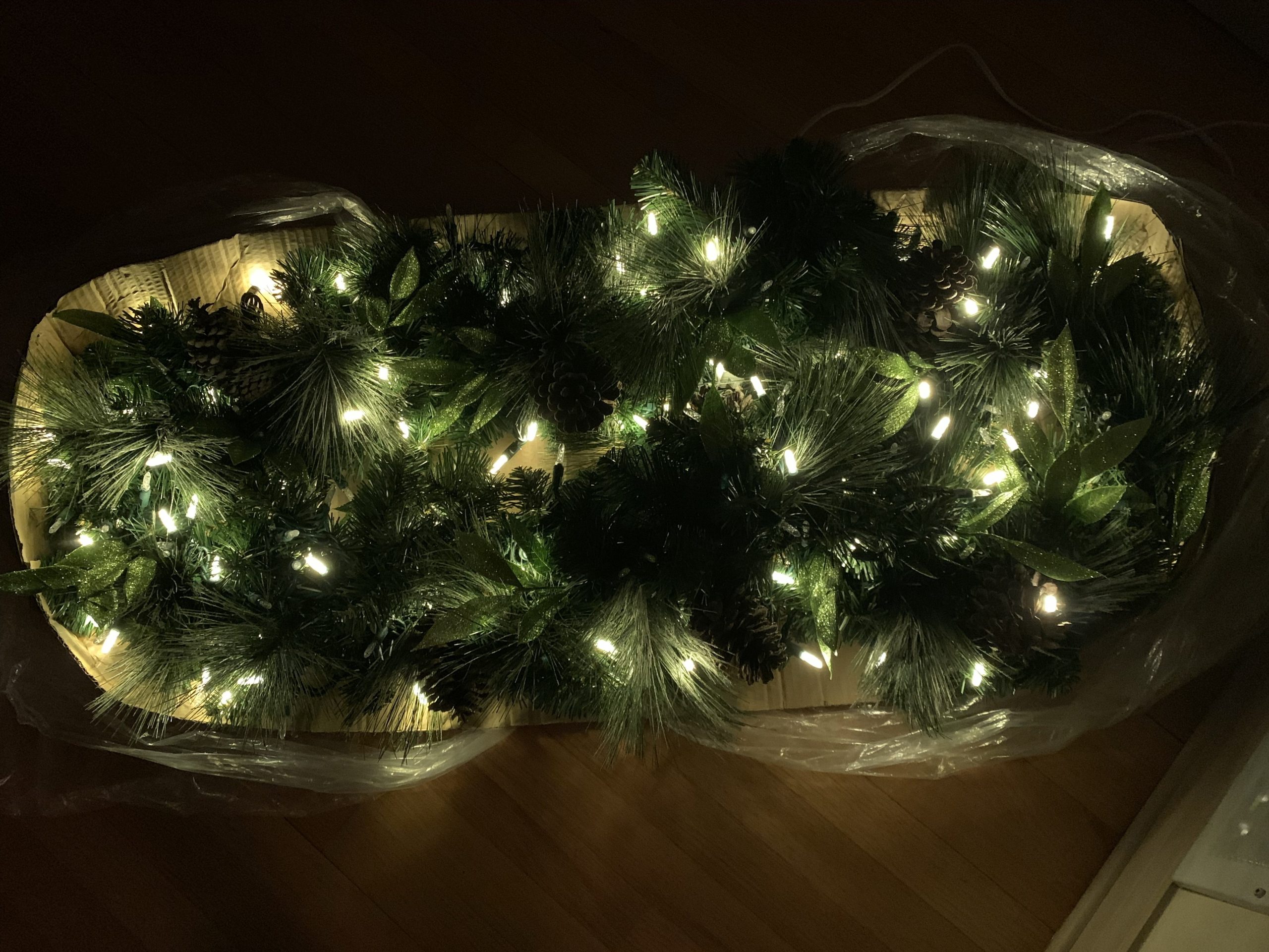 Guirlande de Noël de grande qualité à vendre.