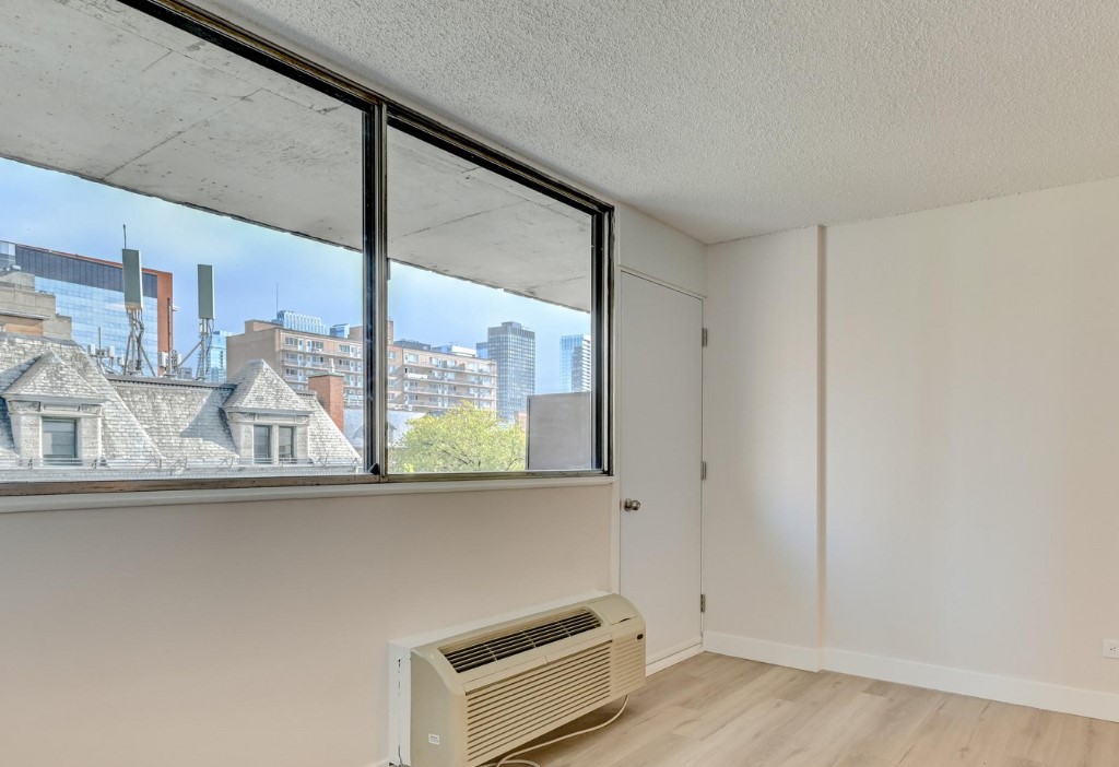 Appartement à Louer à Montréal, QC